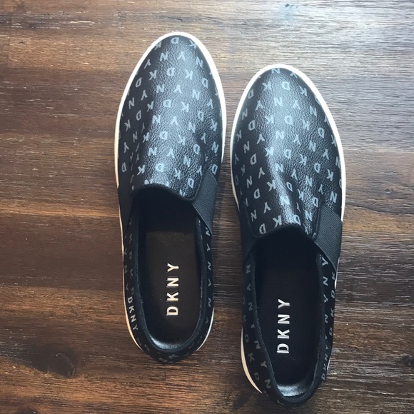 Dkny Shoes - DKNY monogram shoes  supercool and stylish 爛